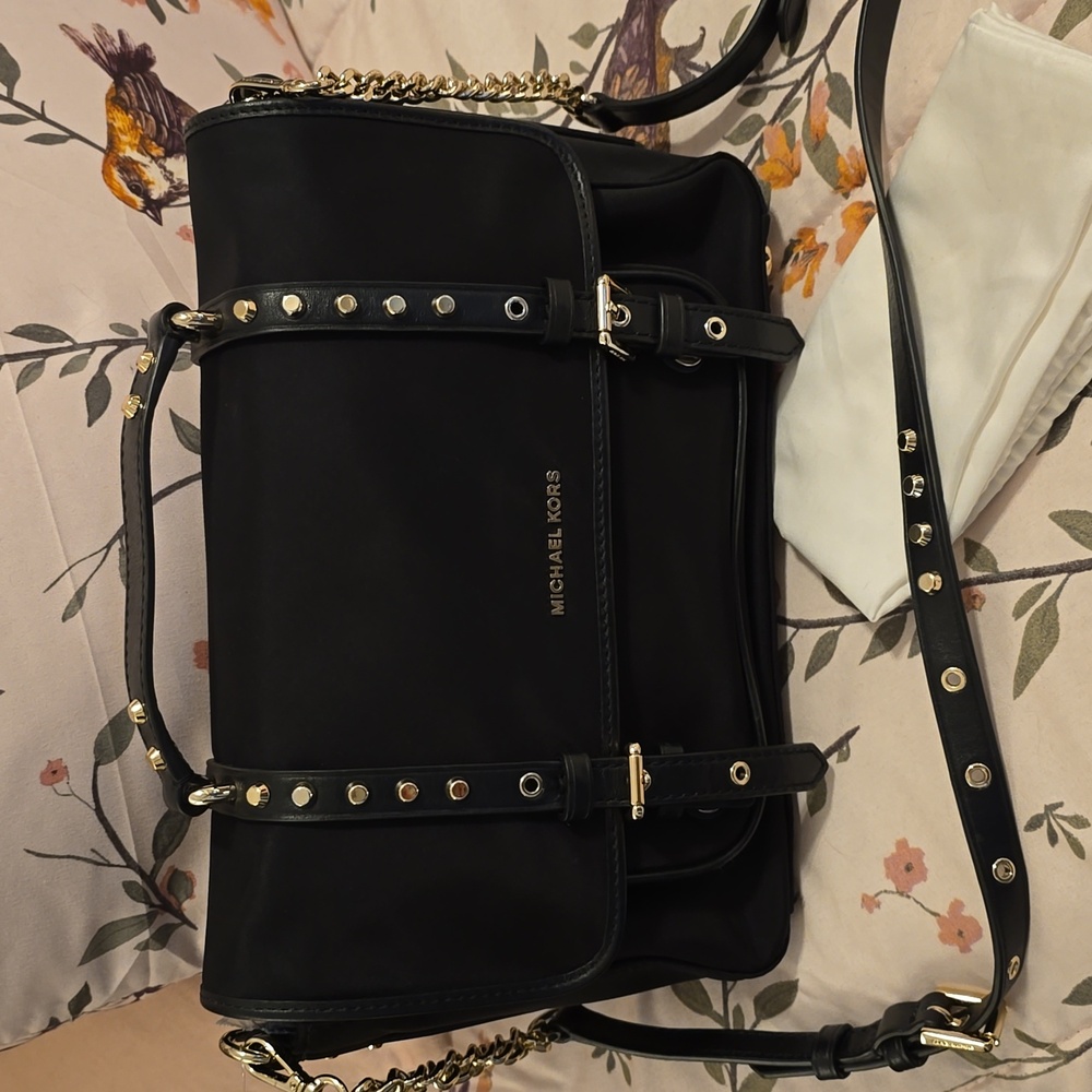Michael Kors Leila Messenger Bag, Tote, Satchel NWT